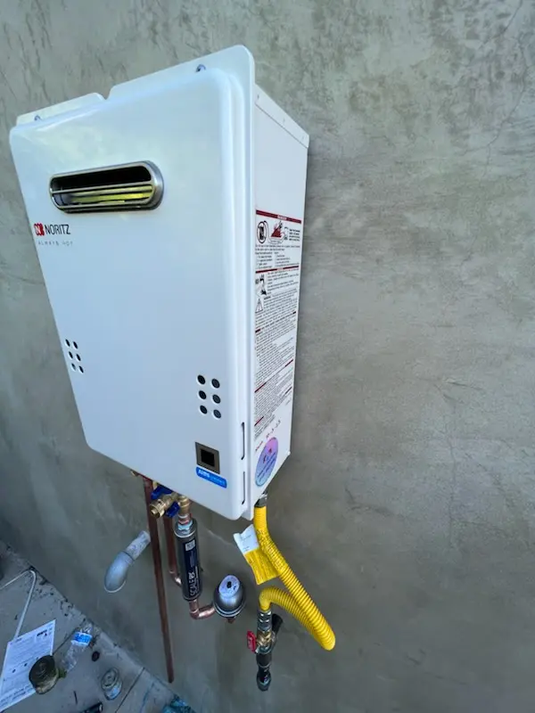 Tankless water heater installation for Lake Barcroft homes